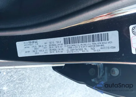 2019 Ram 1500 Limited 4X4 5'7 Box из США, поврежденный, VIN 1C6SRFHT5KN738339